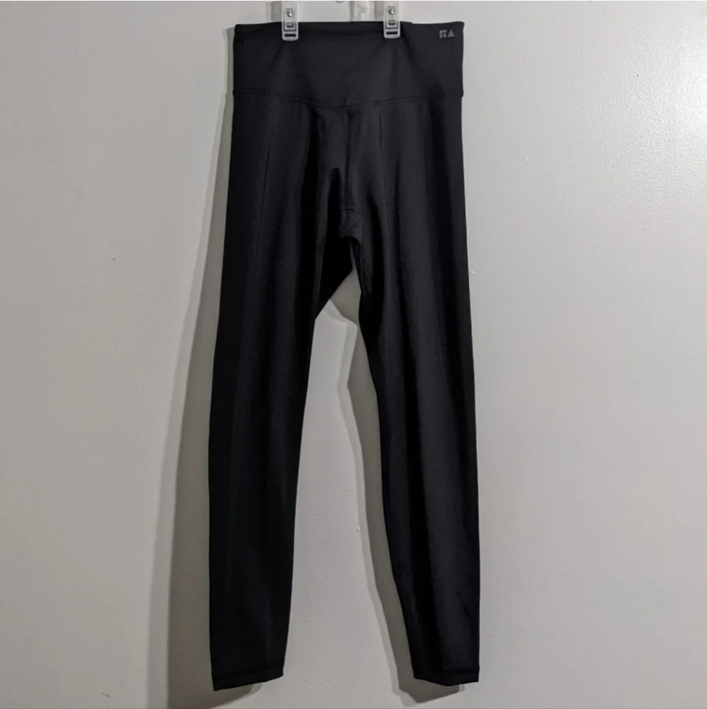 Free Assembly Women's Black Super Soft 7/8 Leggings, Size Small, New With Tag - Picture 7 of 10